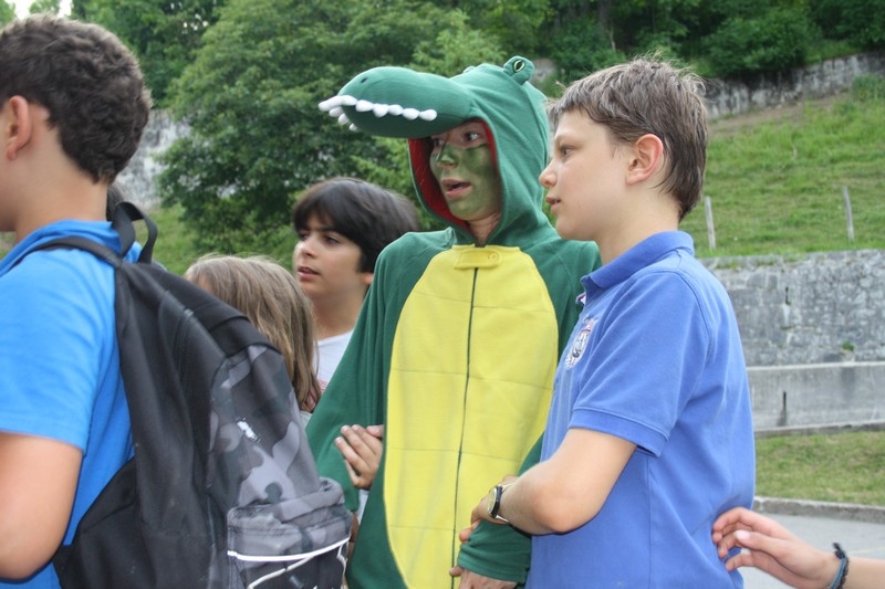 Village Camps International Summer Camp Leysin, Switzerland 2026-08-15 https://www.villagecamps.com/journals_admin/images/685-34-pet zoo (76).jpg